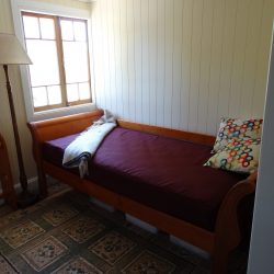Day Bed and optional Single Bed